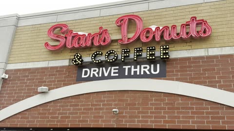 STANS DONUTS IN OAK BROOK, IL
