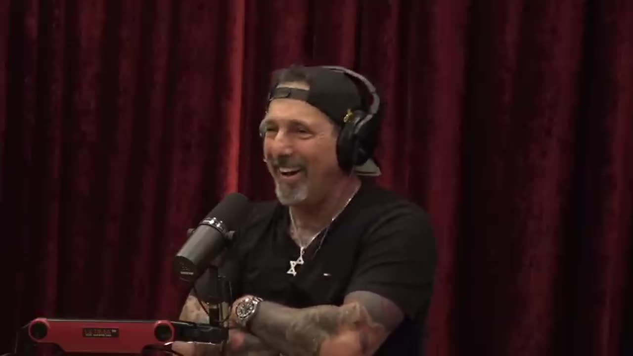 The Joe Rogan Experience | Rich Vos (2305)
