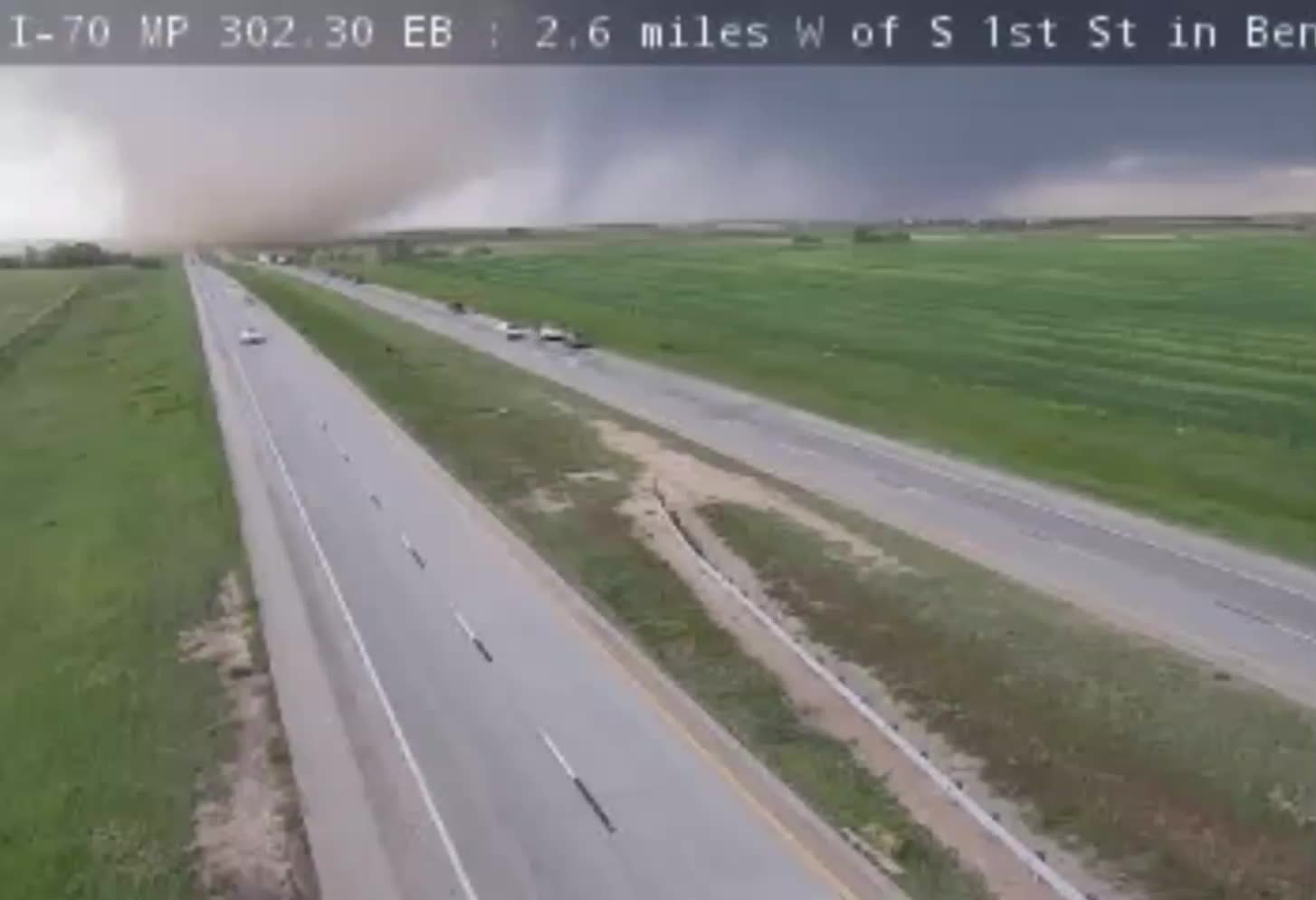 WATCH 🌪TORNADO crossing I-70 SW of Bennett, Colorado ~ Weather Track US