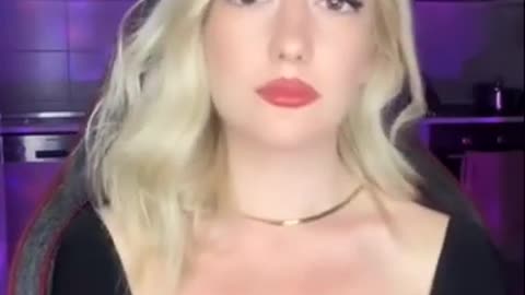 Sexy blonde girl alina live on bigo wearing shorts