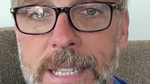 Our Cat Was Given 6 Months… Then This Happened