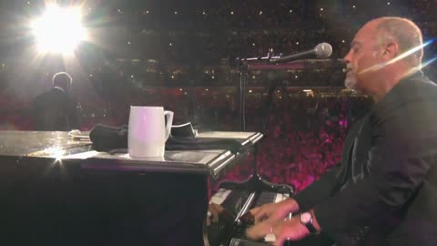 You May Be Right - Billy Joel (live)