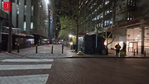 🌙 Night walk through Cape Town’s St George’s Mall!