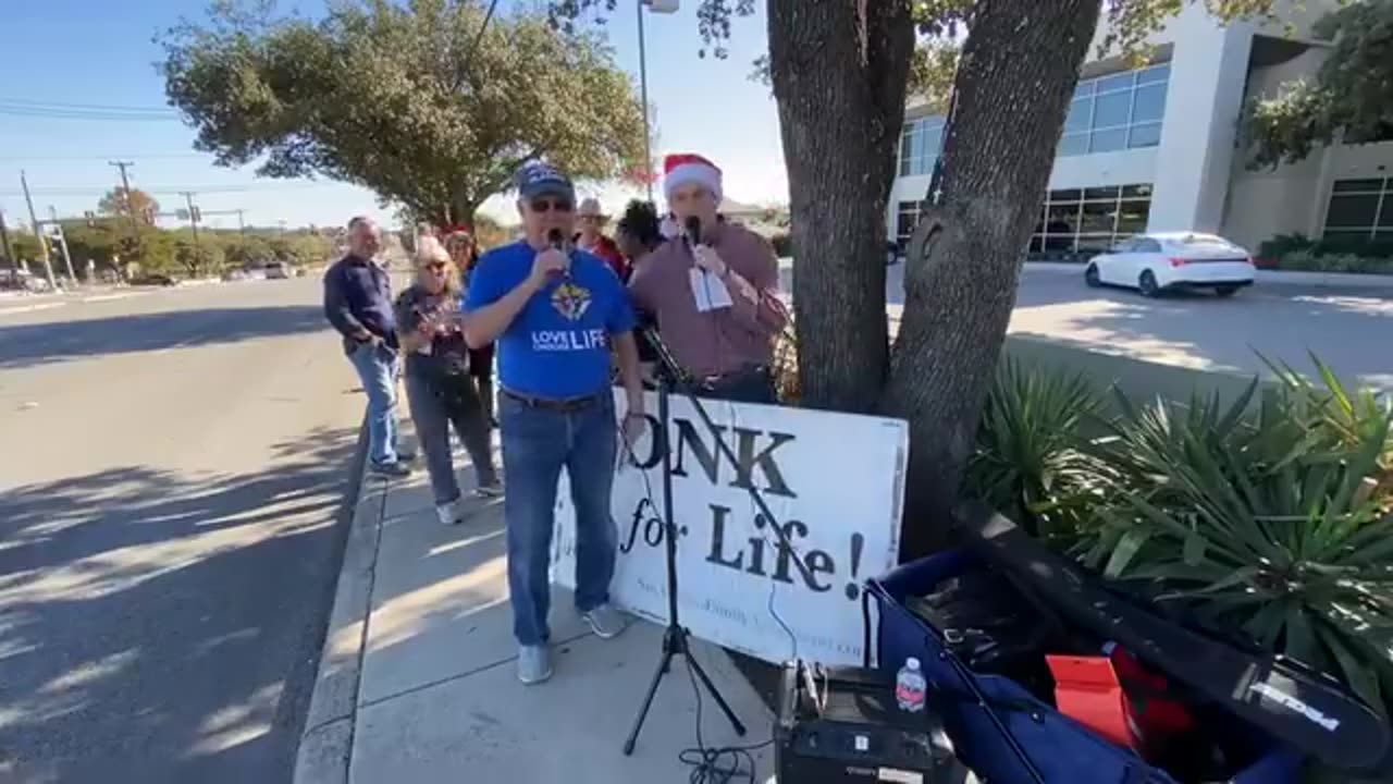 DefendLIFE: Christmas Carols & Praying The Gospel for Peace In The Womb
