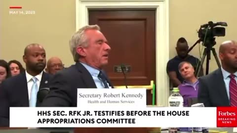 RFK jr. Destroys Democrat Talking Point