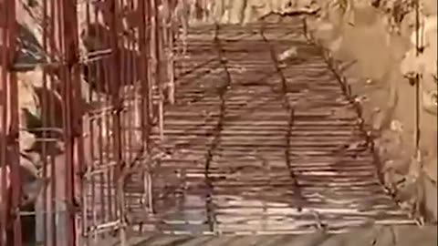 Al dueño de esta construcción no le importa los derechos de los demás