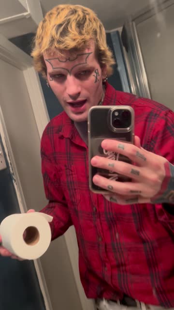 Ep. 964 "Toilet Paper Darth Vader" by Patrick Henry The Batman