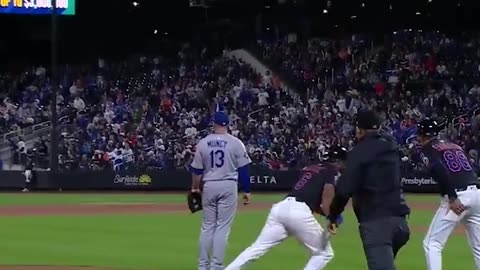 Una OBSTRUCCIÓN muy rara… pero LEGAL según el reglamento ⚾ #MLB #beisbol