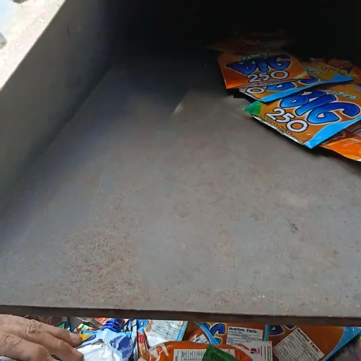 SHREDDING PLASTICS