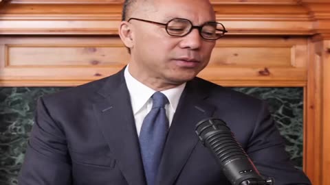 20221113文贵先生直播： #习近平 为了《台湾保护法案》，会干四件事儿：1. 许诺在中美资安全离开；2. 重申保护美国在华、在港安全；3. 不支持俄乌战争用核武器；4. 台湾