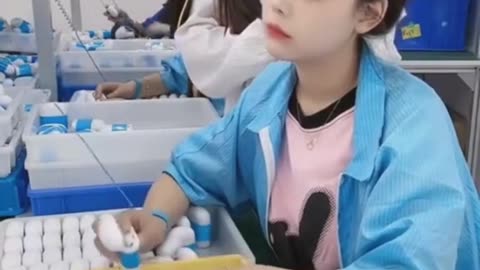When You’re Physically Present but Mentally Out of Office 😩🧠