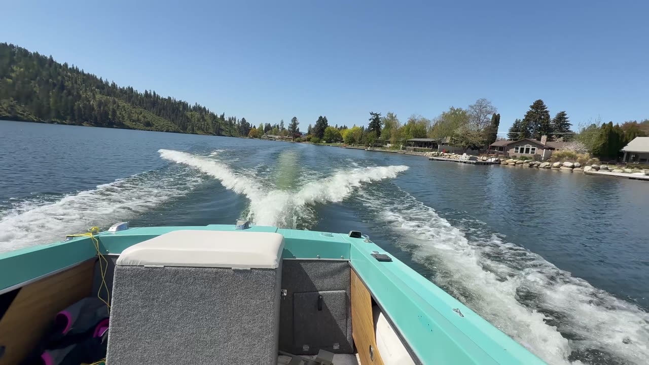 Boating Fernan Lake, ID