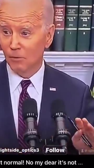 That’s a mask, look at his forehead, this is bullshit, it ain’t normal