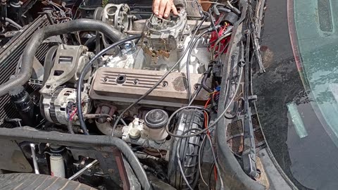 It's alive, converted fuel injection c4 to carbureted