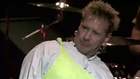 Pretty Vacant - Sex Pistols (live)