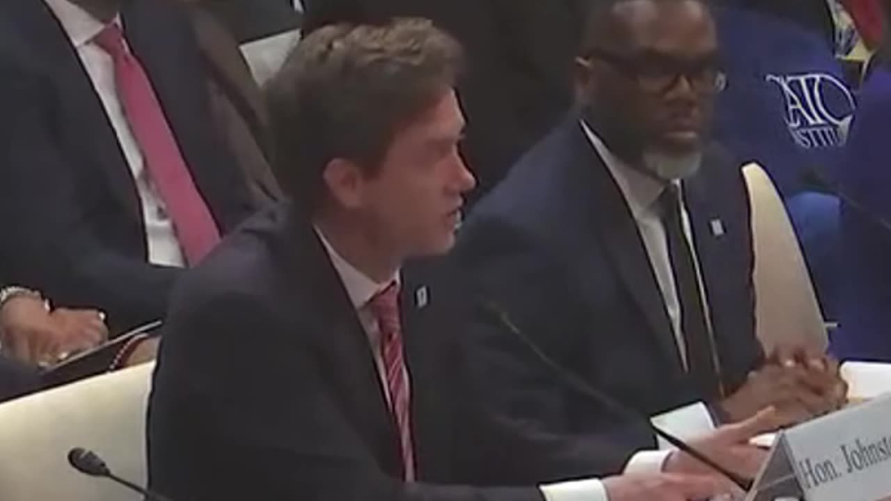 Congressman Comer Stumps Sanctuary City Mayors with Simple Yes or No Questions!