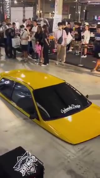 🔥🚨DEVELOPING: Taiwan created the lowest car of the century, it is designed like a Banana Peel