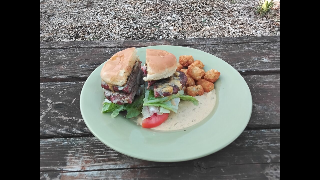 LAMB-burgers with Big Mac Sauce
