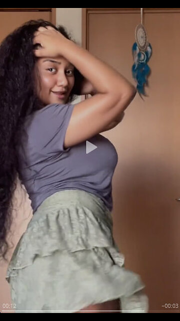 Big boobs girl sexy dance sri lanka