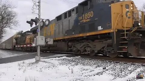 Epic Winter Train Crossing Caught on Camera!