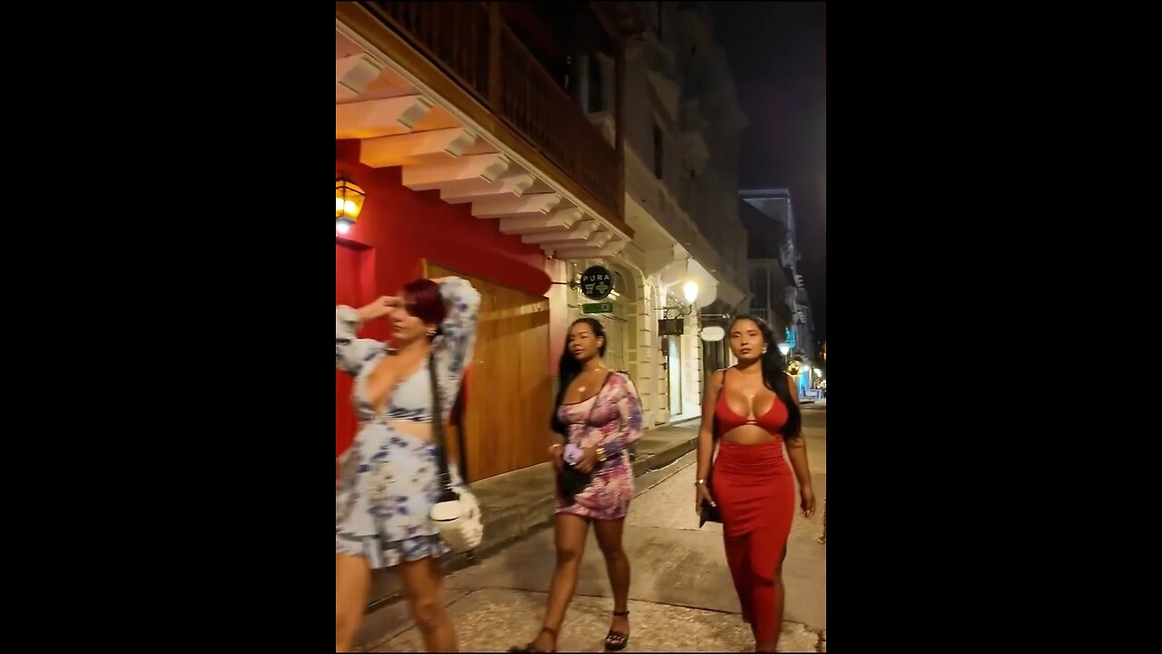 Colombian Girls Enjoy Red Light Areas