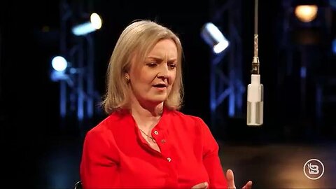 "Ex-UK PM Liz Truss Criticises Mark Carney's Performance as Canadian PM"