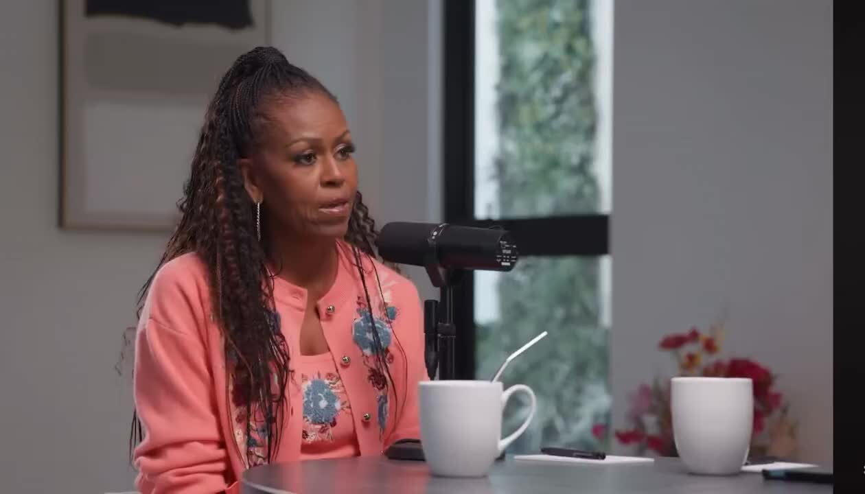 Michelle Obama and Julia Louis Dreyfus Complain About How Difficult Life Is for American Women