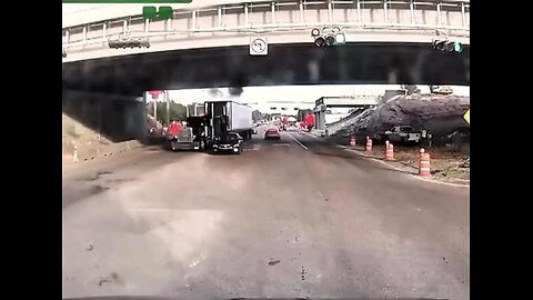 Crash Caught on Dashcam: Who’s at Fault? #dashcam #viralvideos #japd