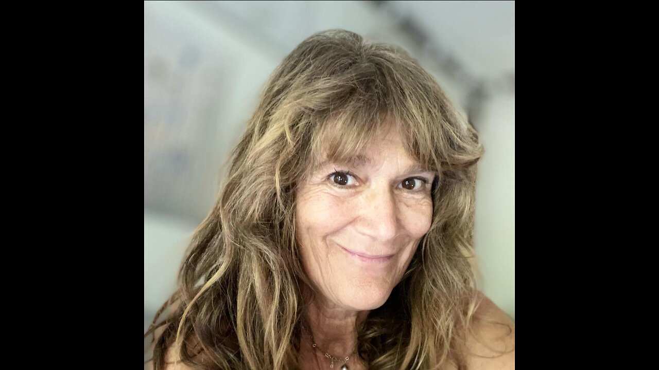 earthwormwoman #40 Fiona and her healing soul