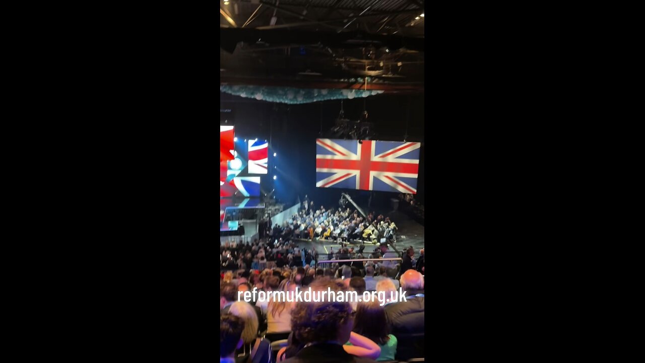 🗳️ Ready to shake things up? It’s time for a change in the UK! 🇬🇧