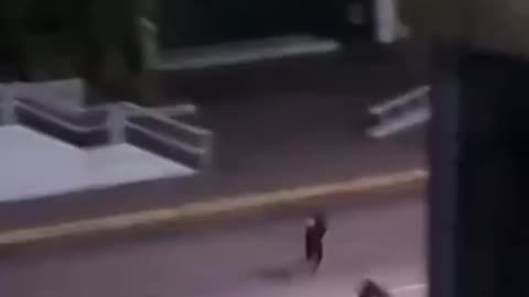 Venezuelan Security Forces Seem Unsure How to React