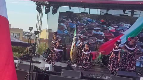 Ballet Flolklórico celebrando la Independencia de México en NYC.