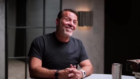 🪙 Billionaire Tony Robbins Reveals the BRUTAL Truth about Money 💵