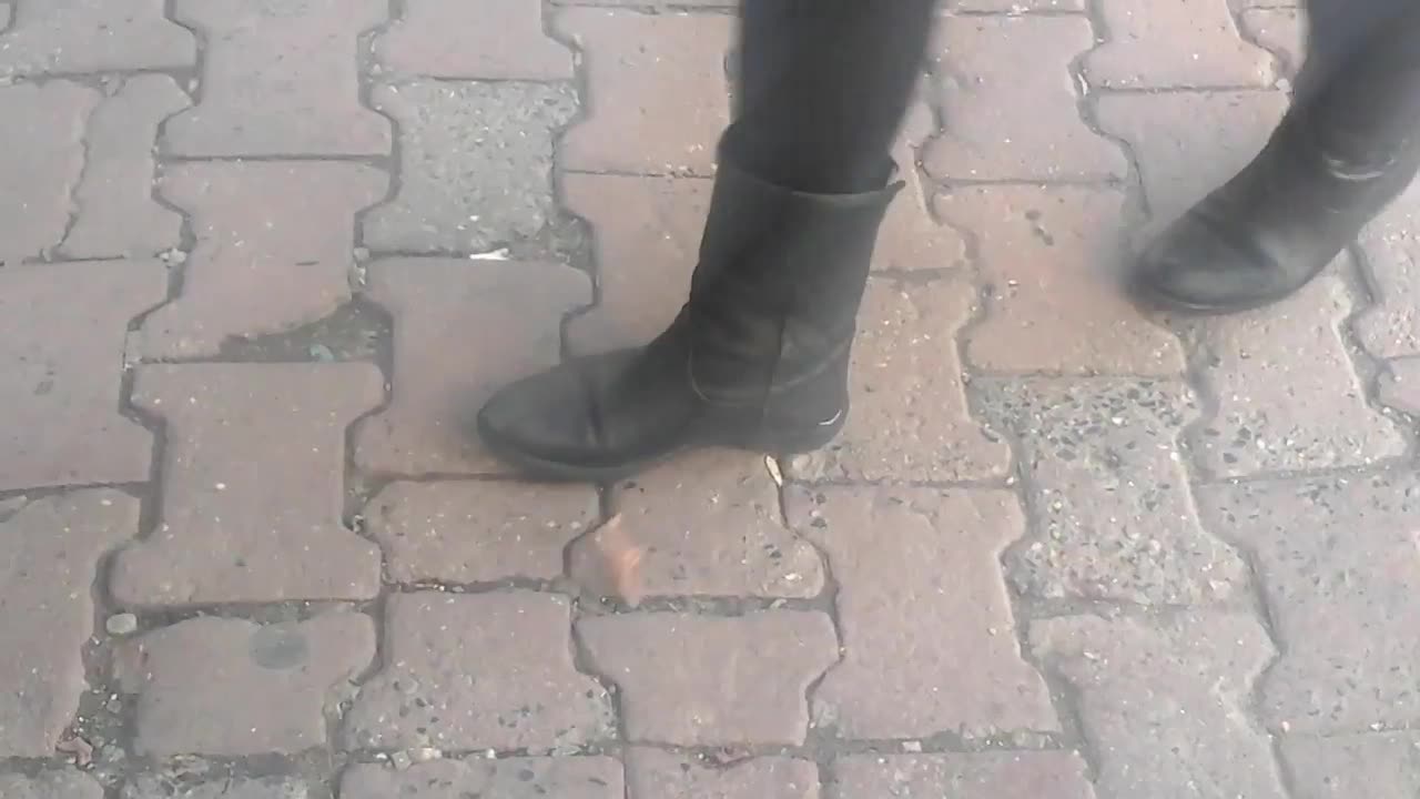 Army Giantess 8 - Candid