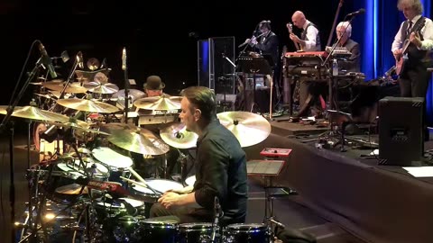 Lizard [The Battle of Glass Tears / Last Skirmish / Prince Rupert's Lament] - King Crimson (live)