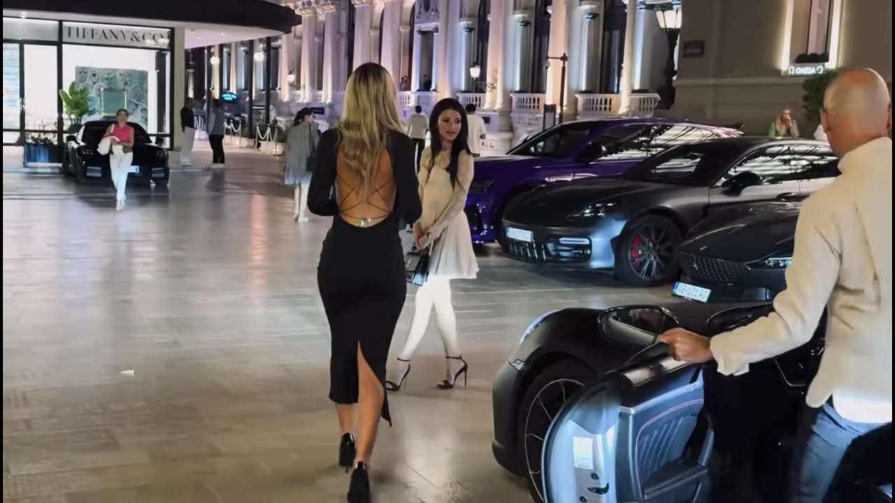 Late Night Glow – when calm turns into rhythm.