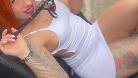 🔥 Sexy Red Head 💯👀