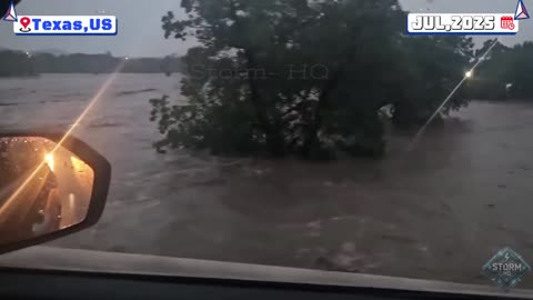 CHAOS in Texas! Terrifying Flash Floods Turn Streets to Rivers – Cars Swept Away, Homes Underwater
