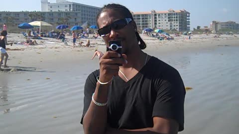 I AM LOVING THIS BEACH, I REALLY NEEDED THIS