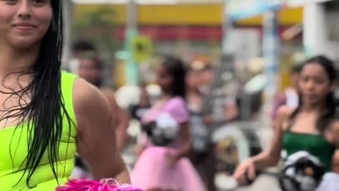 Eliana Anahí #desfile #videoviral #bailarinafeliz #baile