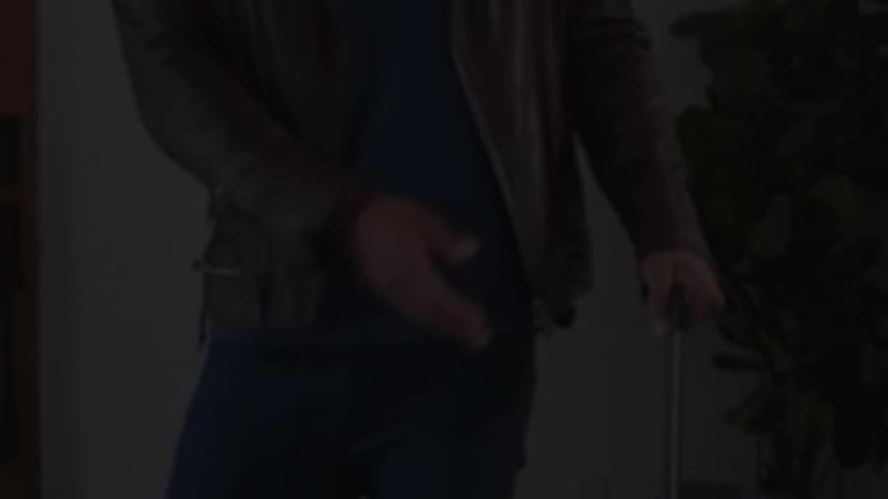 She begged her dad not to leave....but he walked away