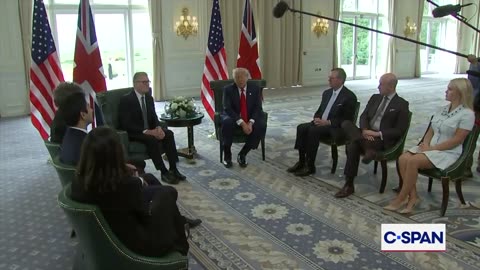 💥 TRUMP EXPOSES BILL CLINTON ON LIVE TV