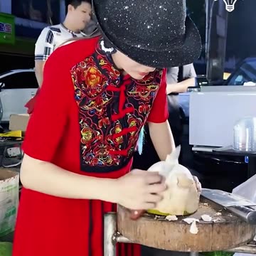 Cutting a coconut!.hd