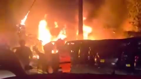 🇮🇷🇮🇱Fire after landing in Haifa .