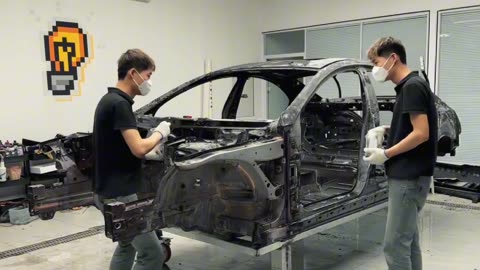Reviving a Mercedes-Benz CLS: From Scrap to Masterpiece |full version