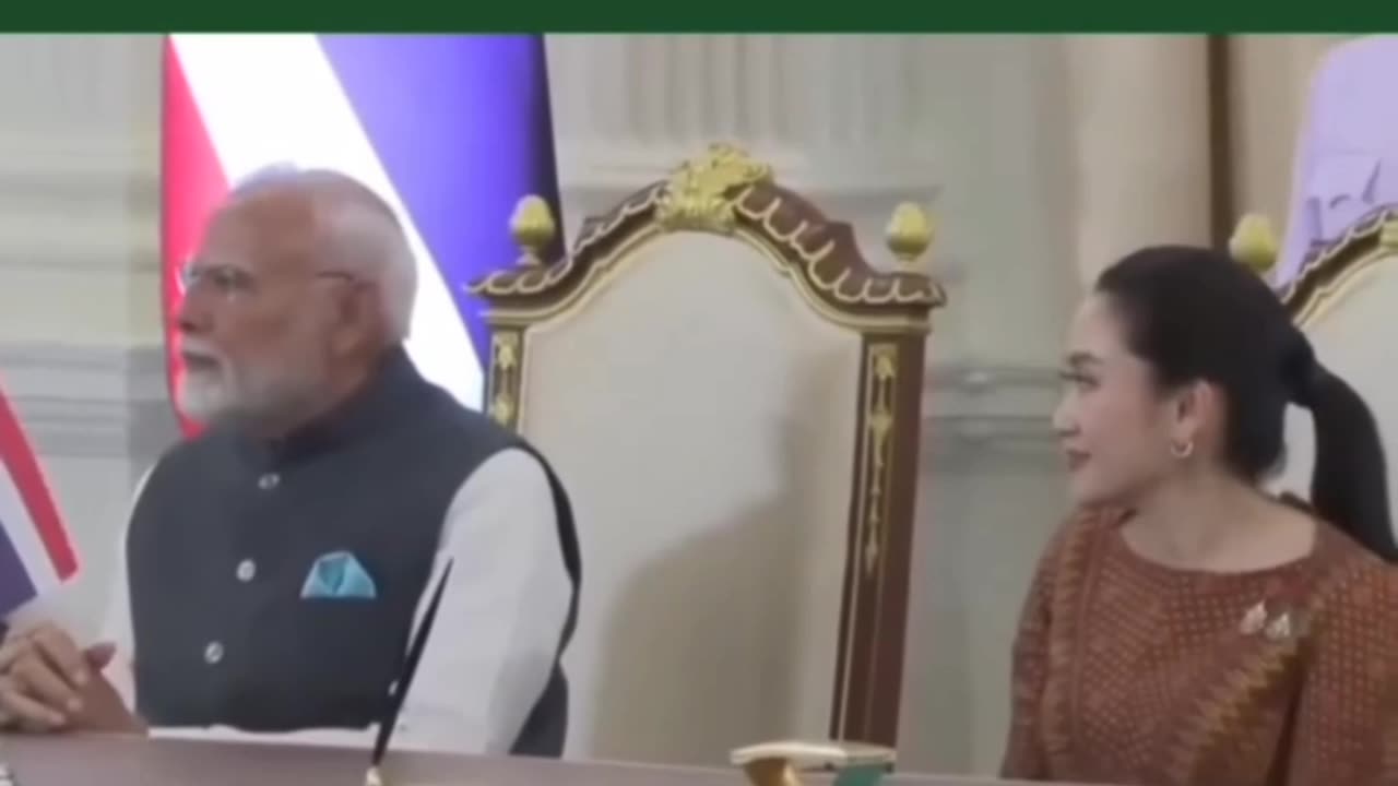 बस ये वीडियो इटली ना जाये 🤭