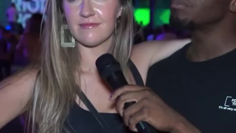 This is a married woman. American women are natura whrs