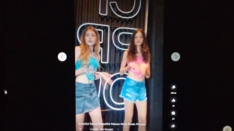 Dancing Girls 3