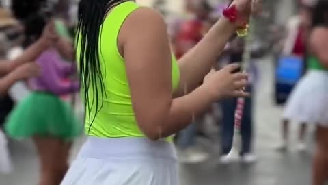 Bastoneras virales #desfile #videoviral