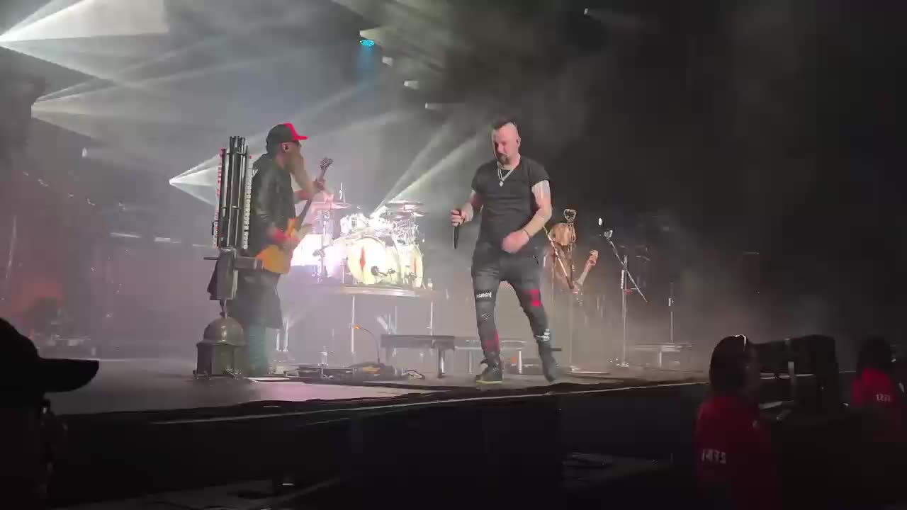 Three Days Grace - The Good Life (PhillyMMRBQ-Live2025)